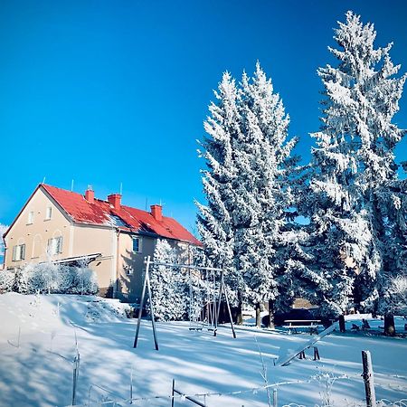 Pension Zaclersky Medved Exterior photo