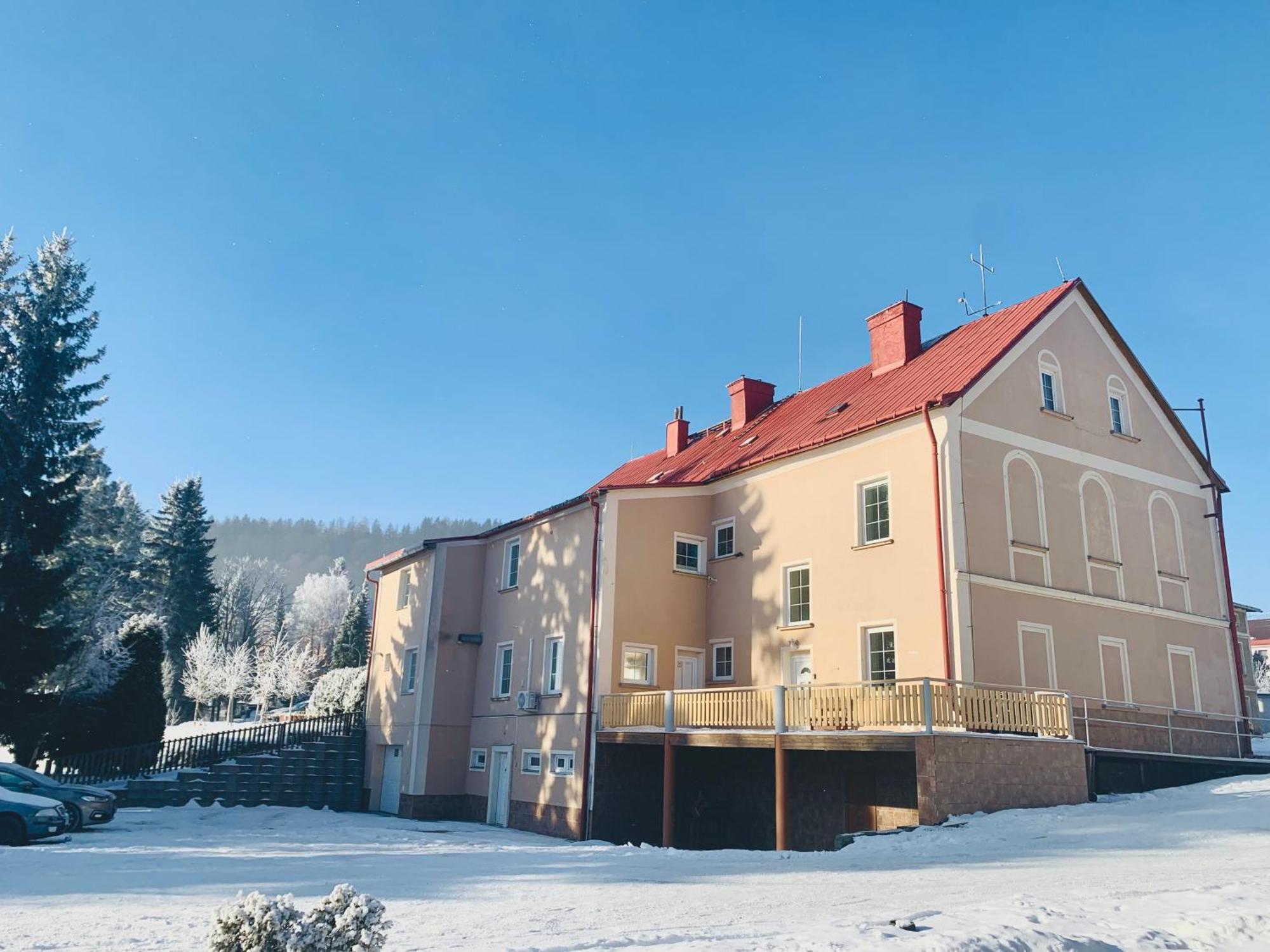 Pension Zaclersky Medved Exterior photo