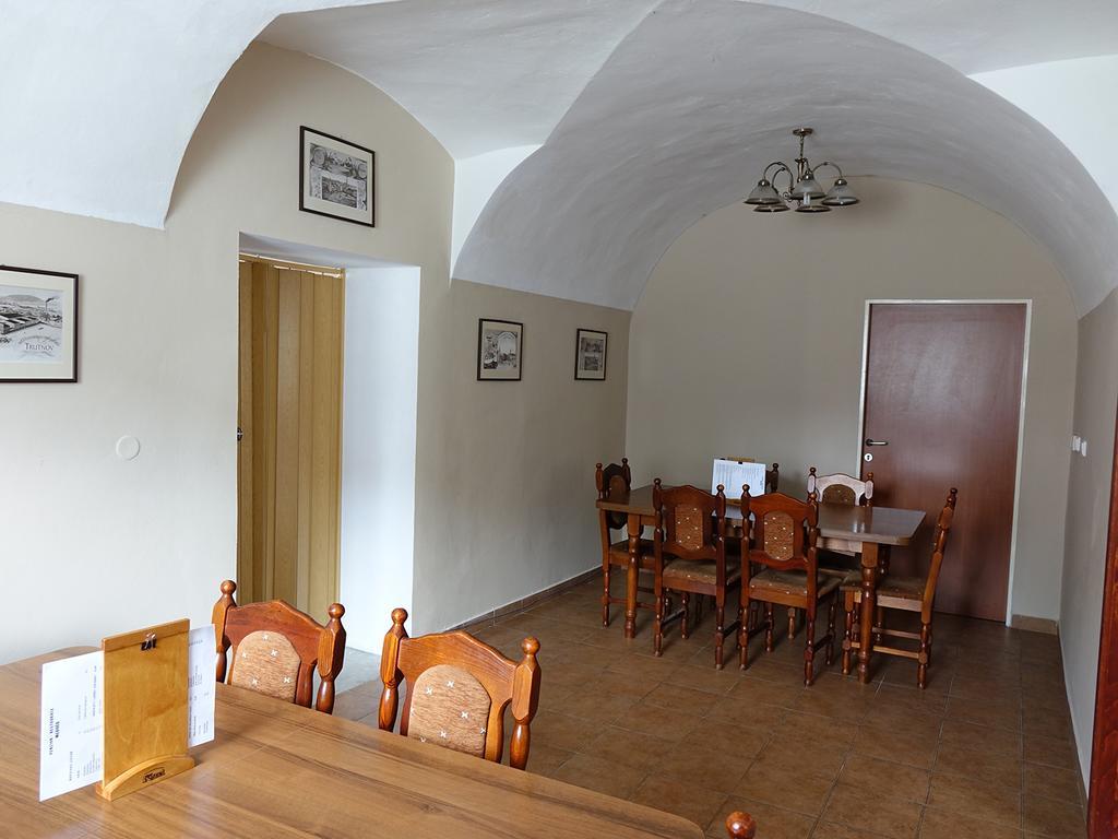 Pension Zaclersky Medved Exterior photo