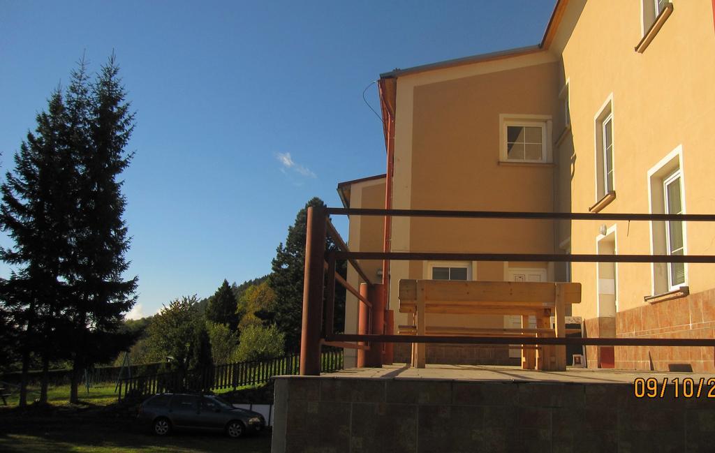Pension Zaclersky Medved Exterior photo